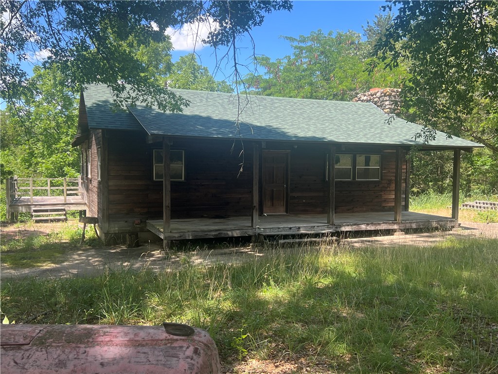 This remarkable property offers substantial acreage along the Kings River, with accessible riverbank frontage, mature timber, and unmatched privacyābalanced by just the right touch of open meadow. Less than two miles from pavement, down a well-maintained county road, the setting feels worlds away.
A cabin with electricity and a well is already in place, making it easy to settle into your secluded valley. The winding driveway leads you beneath towering hardwoods, creating a natural entrance that immerses you in peace and solitude.
Spanning approximately 200 acres, the land is protected by a conservation easement, ensuring its natural character and beauty are preserved for generations. This stewardship not only enhances the propertyās appeal but also safeguards the surrounding environment. Adding to the sense of seclusion, more than two miles of the propertyās boundary adjoins holdings of The Nature Conservancy.