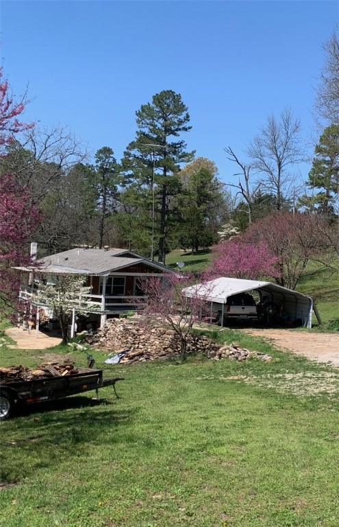 Charming 3BR/2BA traditional home set in a peaceful country setting just off a paved road. Spacious floor plan offers a large den, full basement, and game room for family fun. Enjoy outdoor living on the oversized covered deck overlooking cross-fenced pasture-perfect for horses or livestock. A barn adds extra storage or hobby space. Conveniently located near the Buffalo National River, White River, and Bull Shoals Lake.
This property offers endless opportunities for fishing, boating, and outdoor adventure. Don't miss this rare combination of comfort, recreation
and country charm!