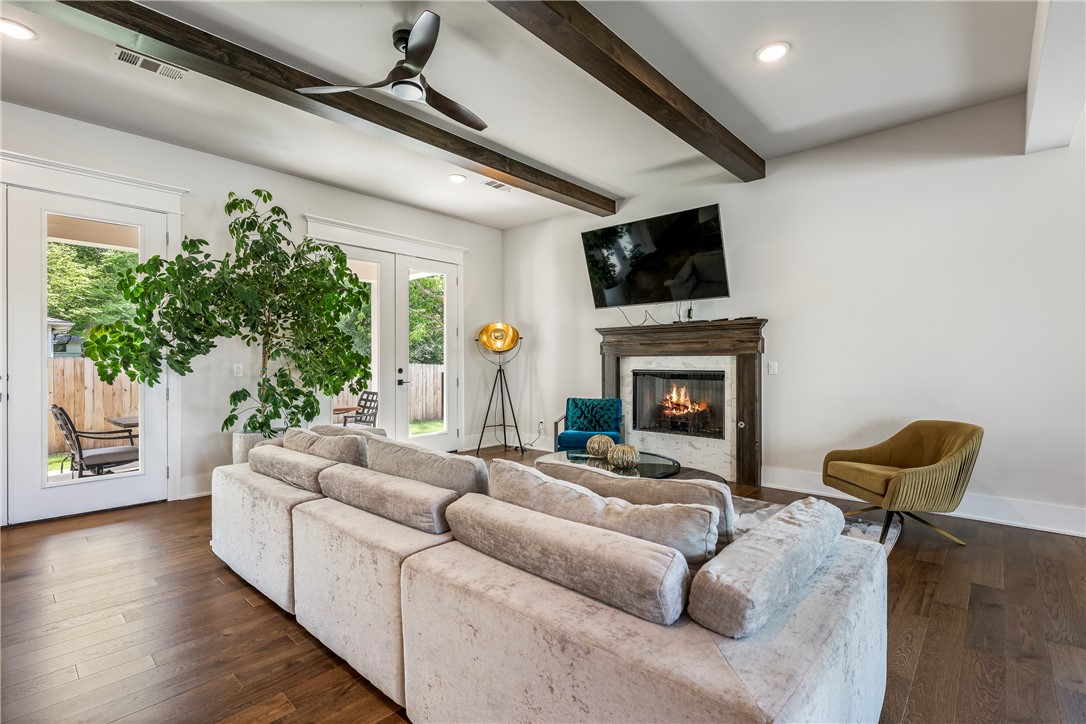 Dutton Woods - Residential