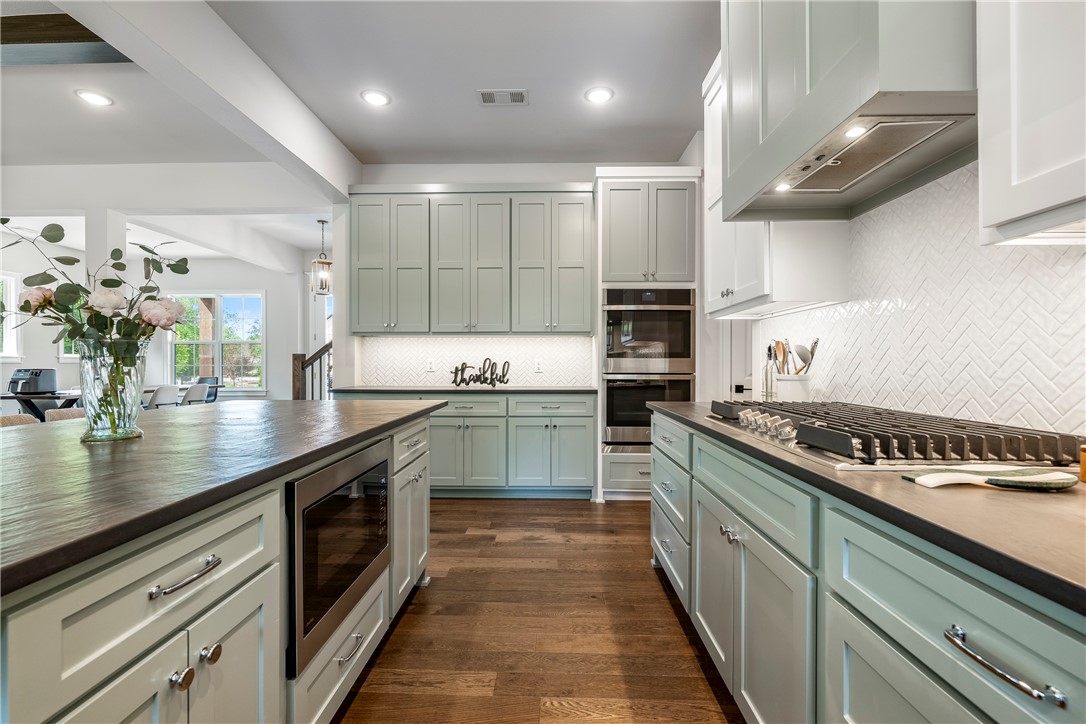 Dutton Woods - Residential