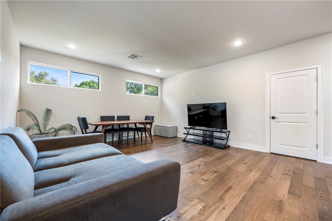 Dutton Woods - Residential