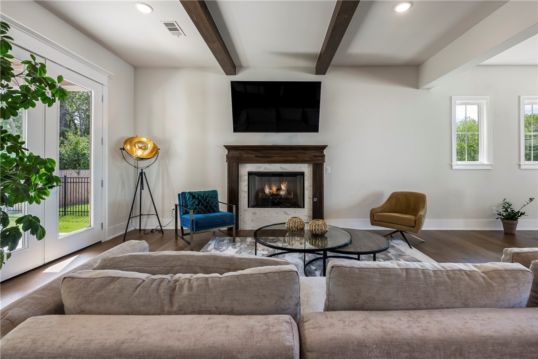 Dutton Woods - Residential