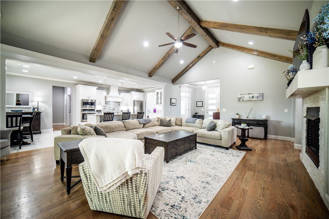 Elm Valley Sub Ph II Elm Spgs - Residential