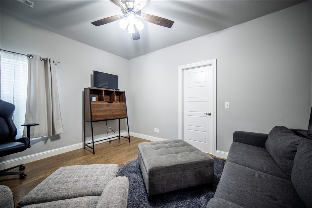 Elm Valley Sub Ph II Elm Spgs - Residential
