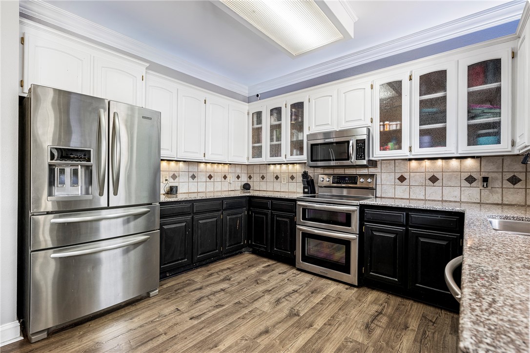 Whispering Timbers Ph 10 Rogers - Residential