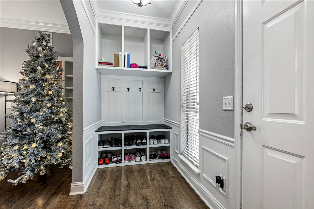 Whispering Timbers Ph 10 Rogers - Residential