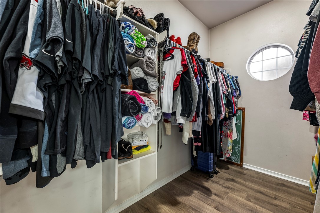 Whispering Timbers Ph 10 Rogers - Residential