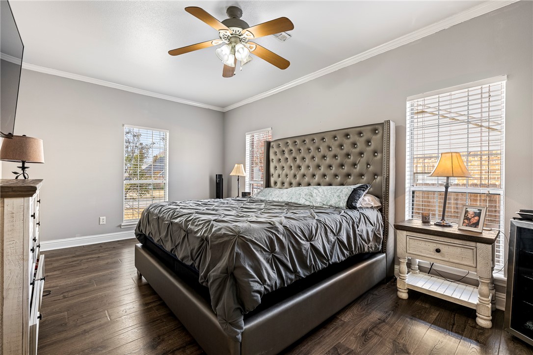 Whispering Timbers Ph 10 Rogers - Residential