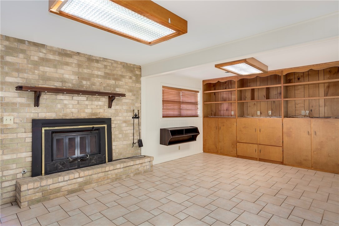 High Chaparral; Sandy - Residential