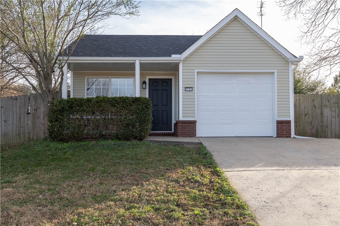 Completely remodeled doll house in West Fayettevilleās Pine Crest Addition! 1,048 heated sq ft includes 3 bedrooms, 2 bathrooms, laundry, kitchen, living, and dining. Remodel consisted of a NEW roof, whole house guttering, kitchen cabinetry to the ceiling, quartz counter tops, subway tile back splash, stainless steel appliances, luxury vinyl plank flooring, new light fixtures, ceiling fans in the bedrooms, and every surface was repainted!! Other amenities include a fenced in back yard, patio, and a 1 car garage. All situated on a corner lot! Easy access to I-49, shopping, and restaurants!