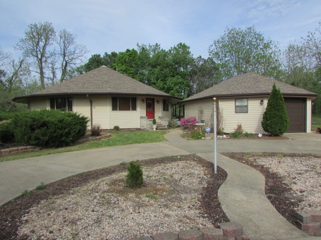 Magrath Sub Bvv - Residential