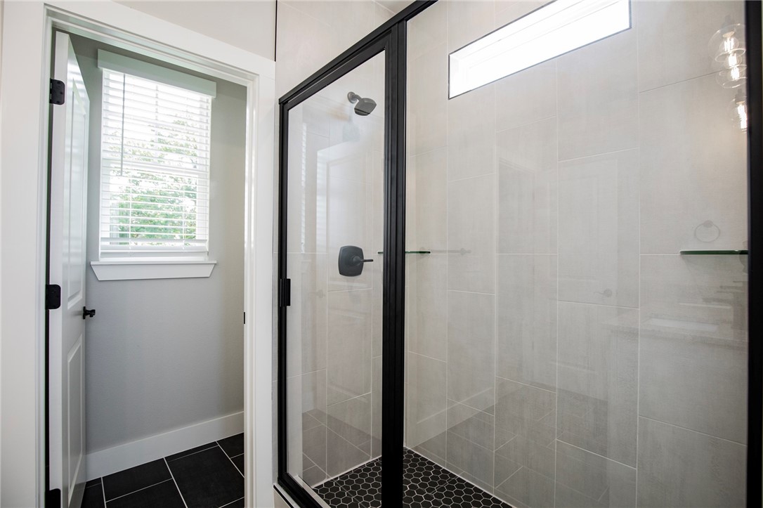GRAND ESTATES PH 1-GENTRY - Residential