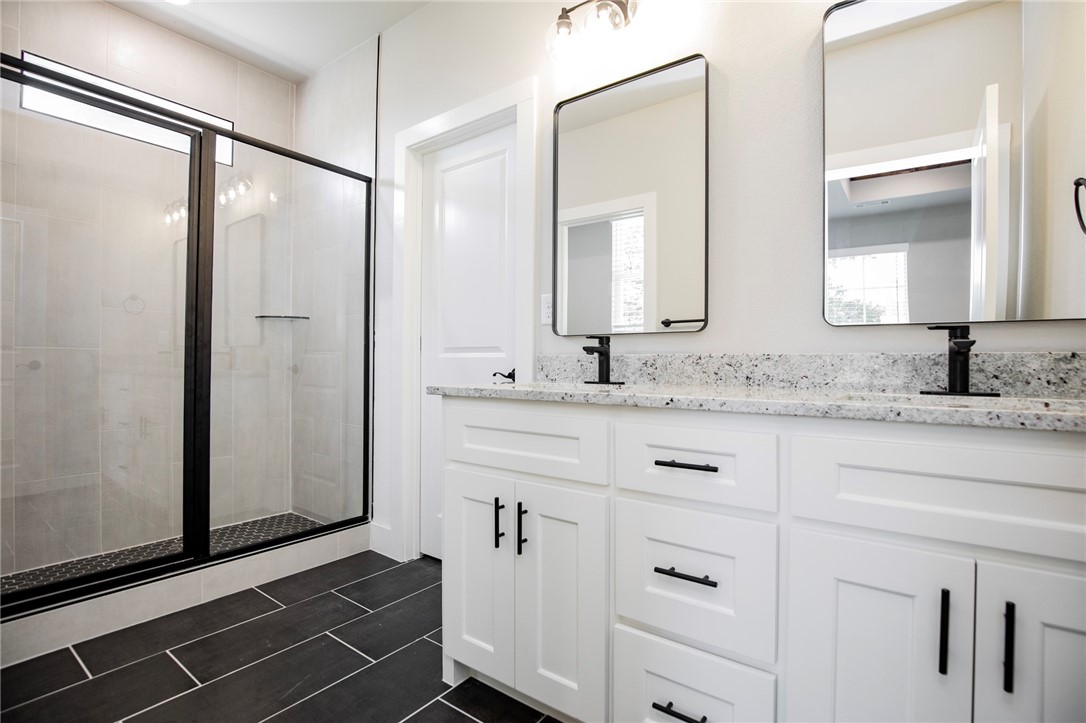 GRAND ESTATES PH 1-GENTRY - Residential