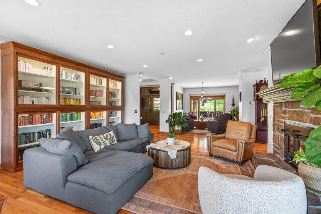 Eddleston - Residential