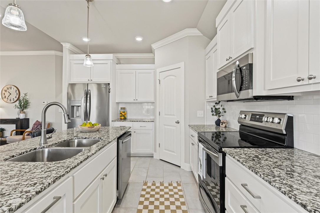 Hickory Meadows Sub Ph 2 - Residential