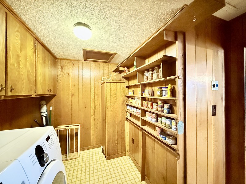 River Oaks - Residential