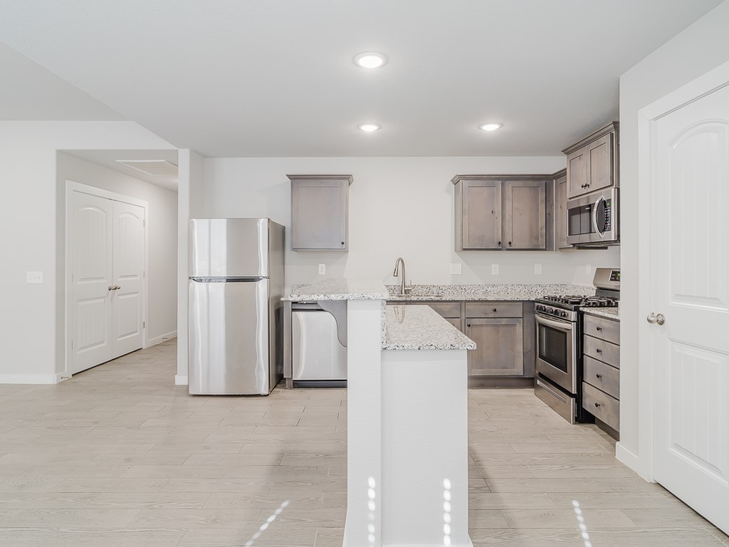 Kimmel Ridge Sub Centerton - Residential Lease