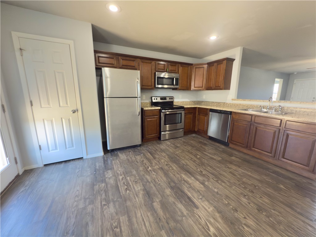 Morningside Sub Ph I Centerton - Residential Lease