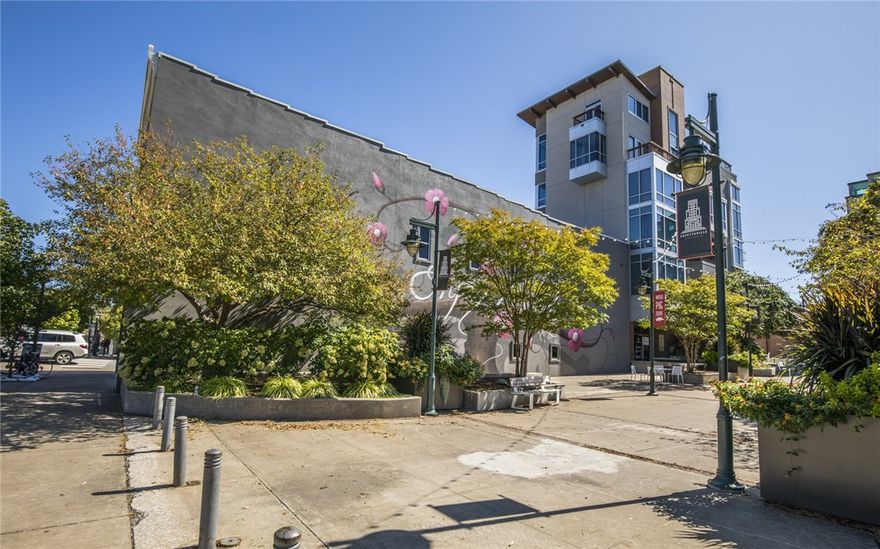 Historical Fayetteville square. Mixed use building with offices & restrooms. 31 parking spaces. 3 floors with 29 offices. 5 West Mountain offers 2 office suites & 1 residential condominium.