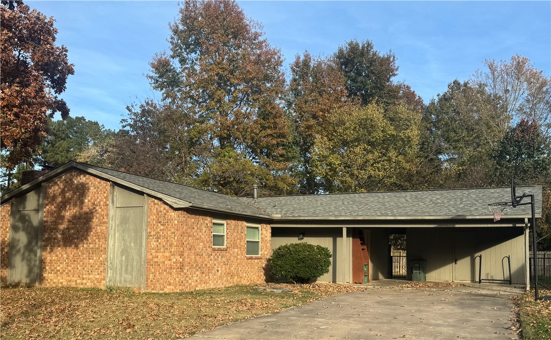 Bishop Add II - Residential Lease