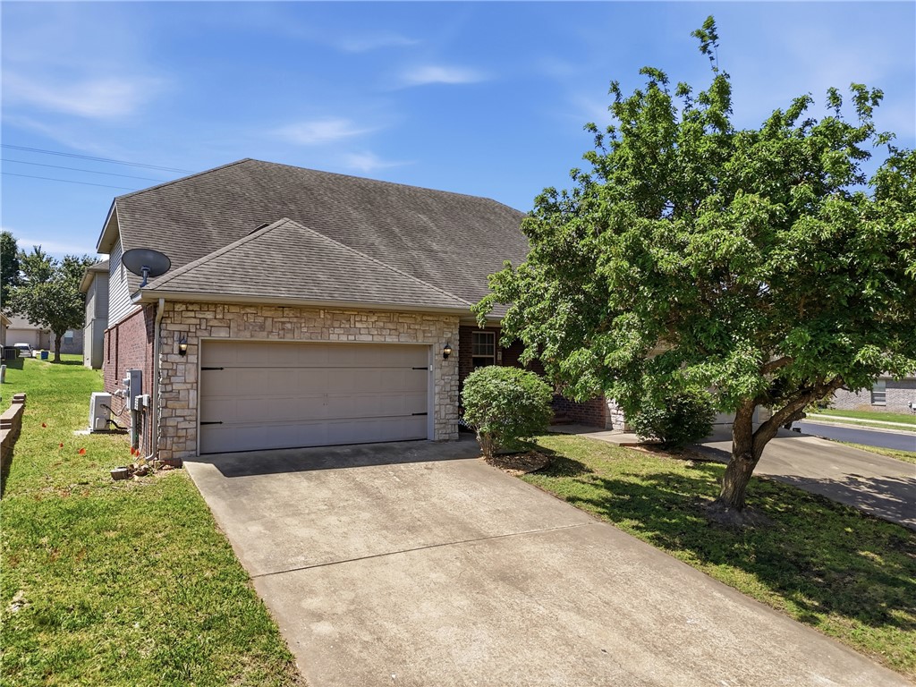 Riverwalk Farm Estate Ph I Bentonville - Residential