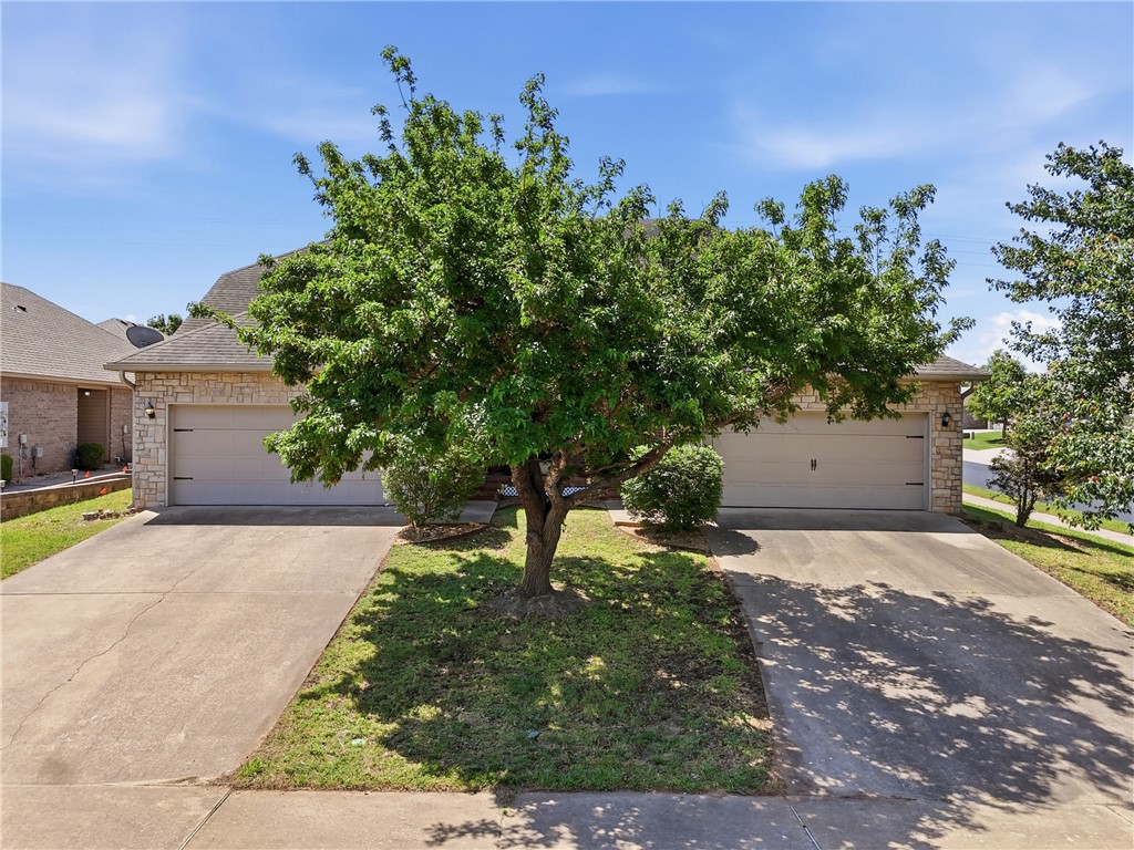 Riverwalk Farm Estate Ph I Bentonville - Residential