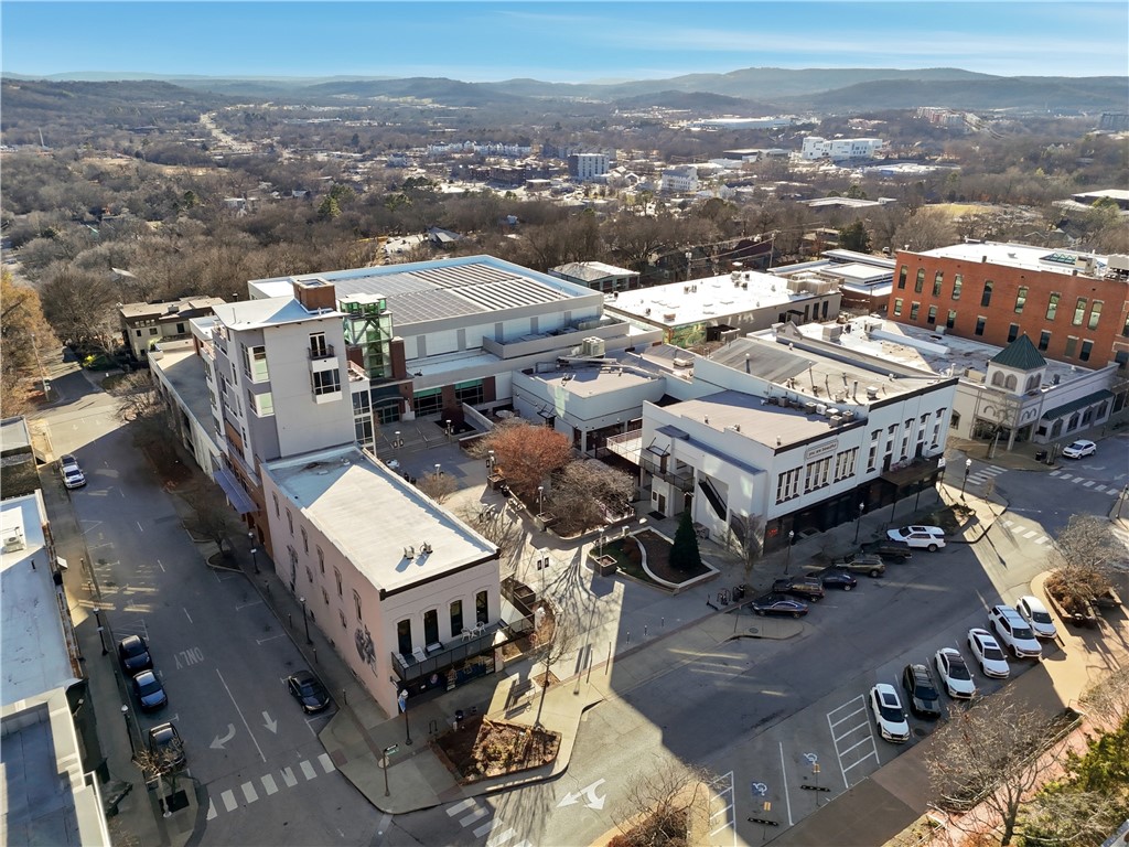 FAYETTEVILLE ORIGINAL - Commercial Lease