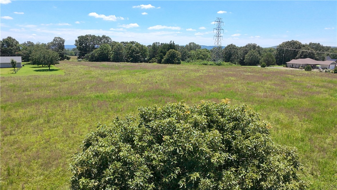 Malidia on the River - Land