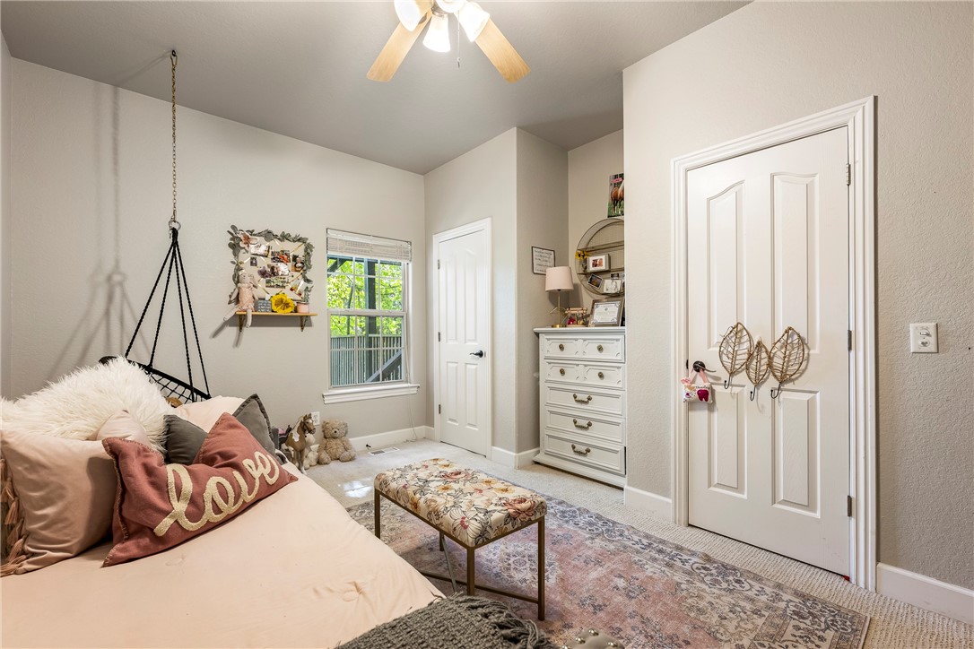 Summit Heights Rogers - Residential