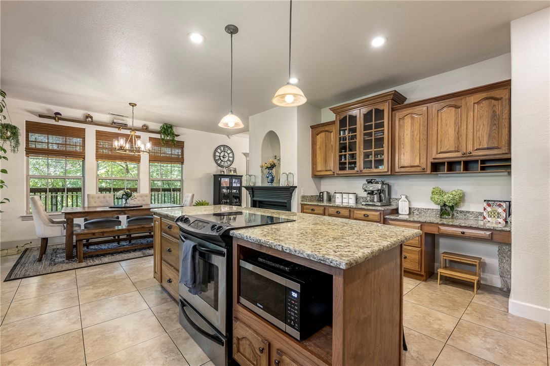 Summit Heights Rogers - Residential