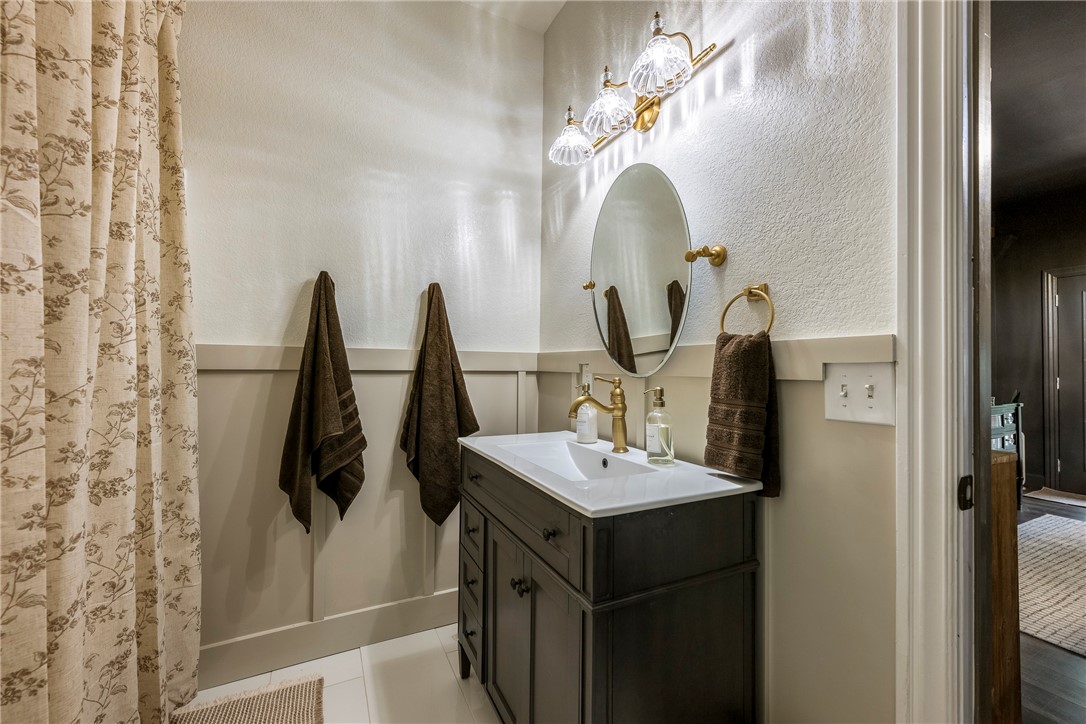 Summit Heights Rogers - Residential