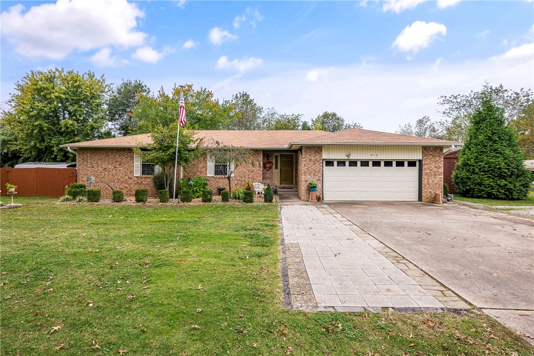 02-18-30-LOWELL - Residential