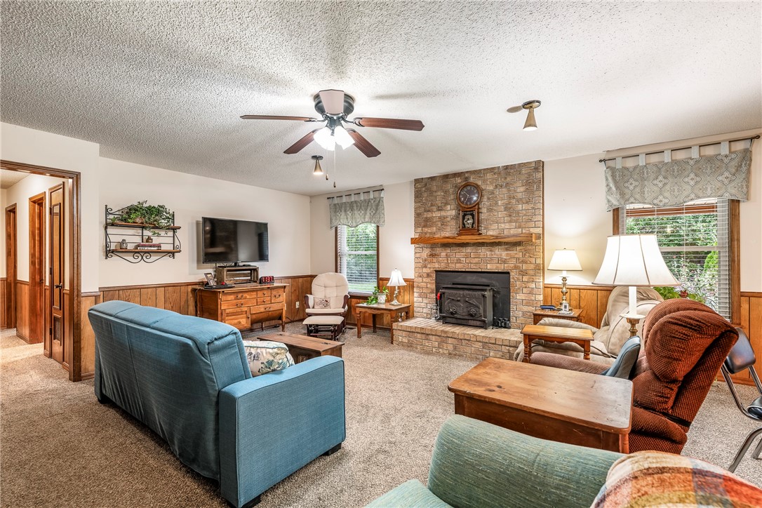 02-18-30-LOWELL - Residential