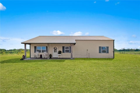 Photo of 351 County Road 942, Green Forest, AR 72638 (MLS # 1361746)