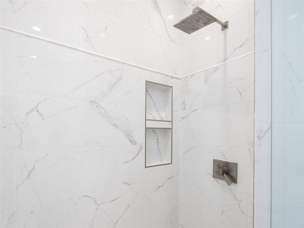 Southside Sub Bentonville - Residential Lease