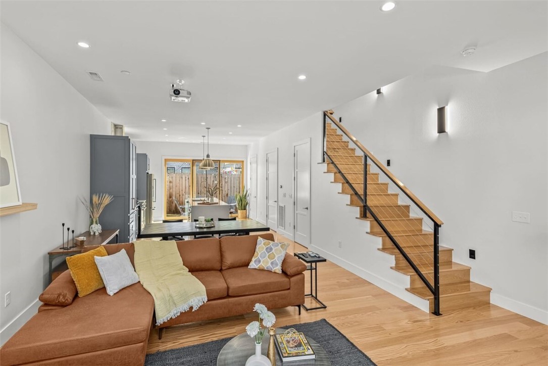 Southside Sub Bentonville - Residential Lease