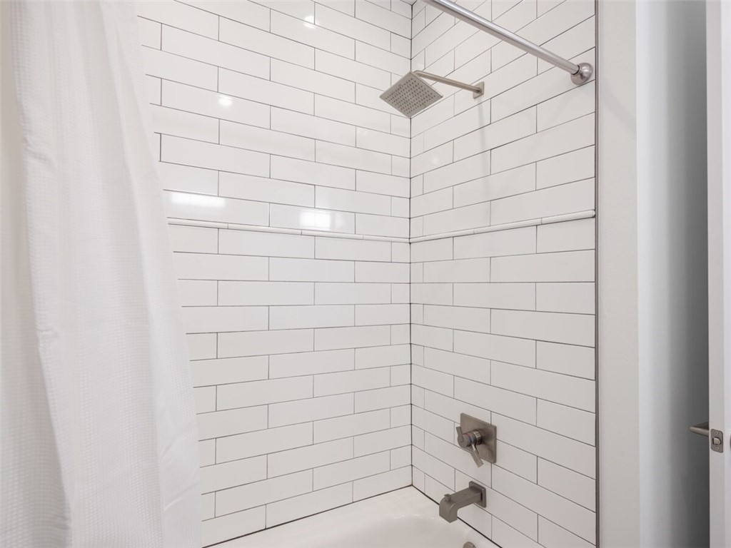 Southside Sub Bentonville - Residential Lease