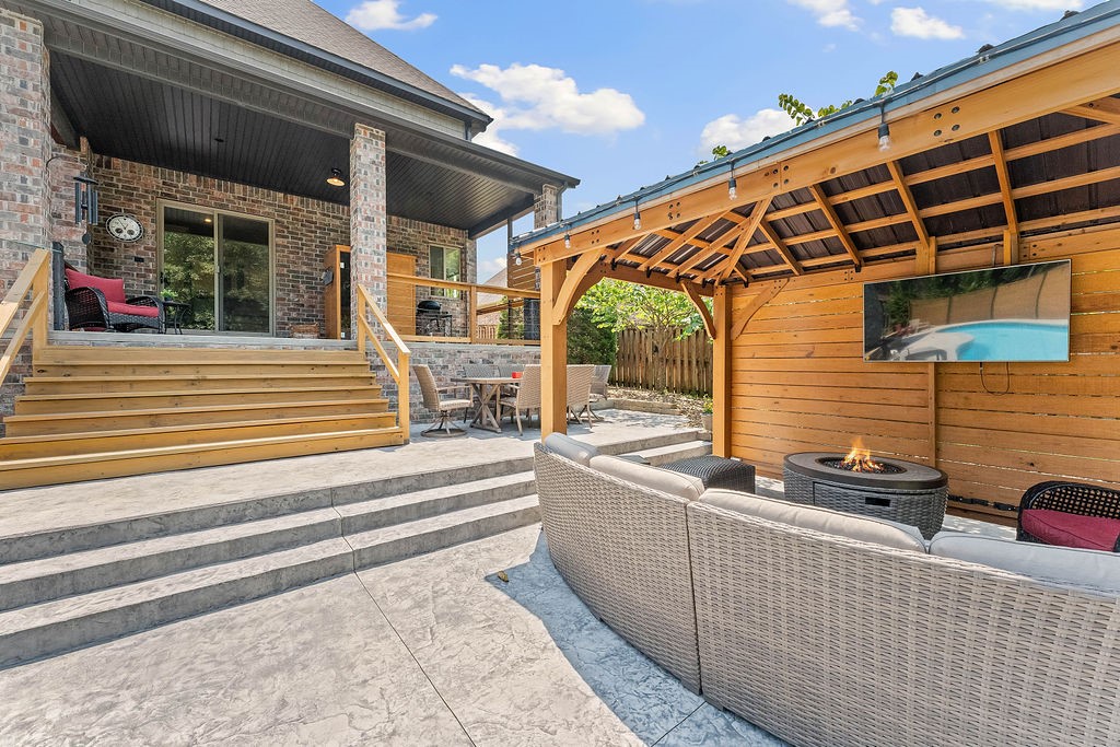 Oak Tree Centerton - Residential