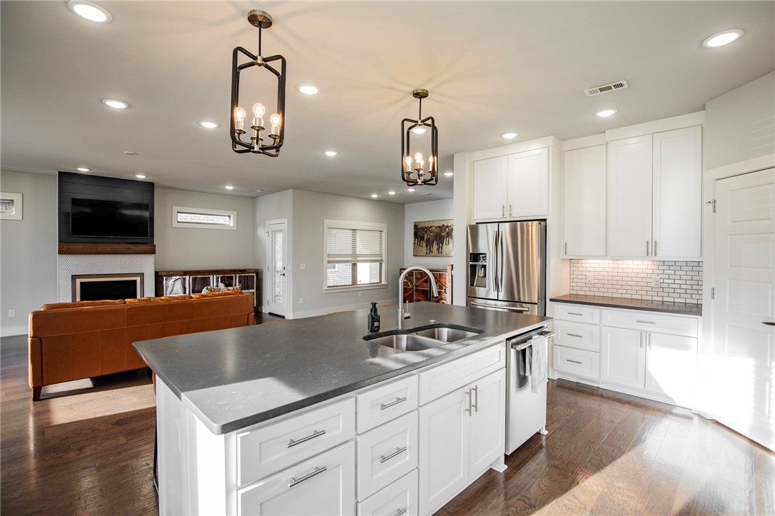 Shadow Valley - Residential