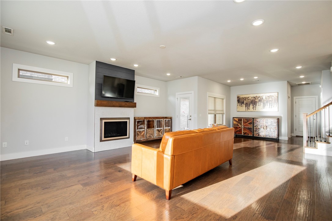 Shadow Valley - Residential