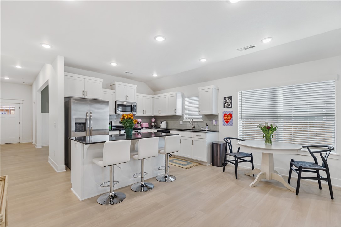 Towne West Sub Ph I - Residential