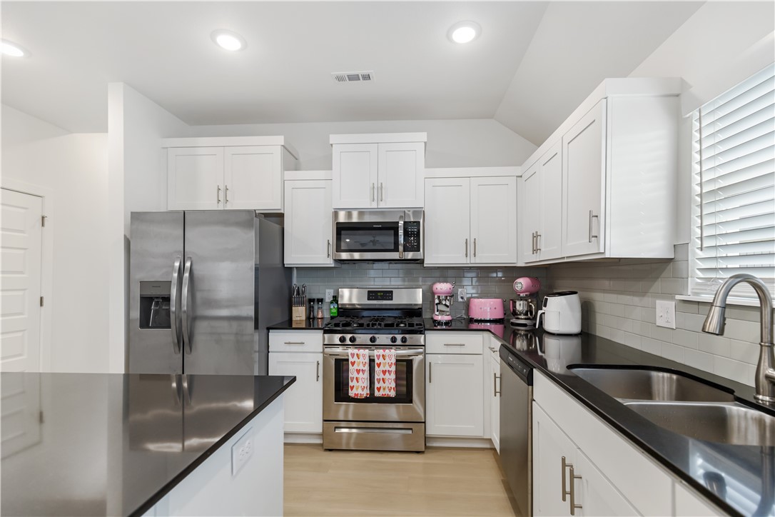 Towne West Sub Ph I - Residential