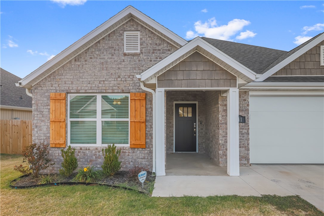 Towne West Sub Ph I - Residential
