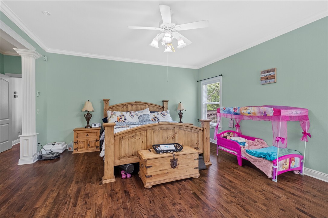 23-20-30-LITTLE FLOCK - Residential