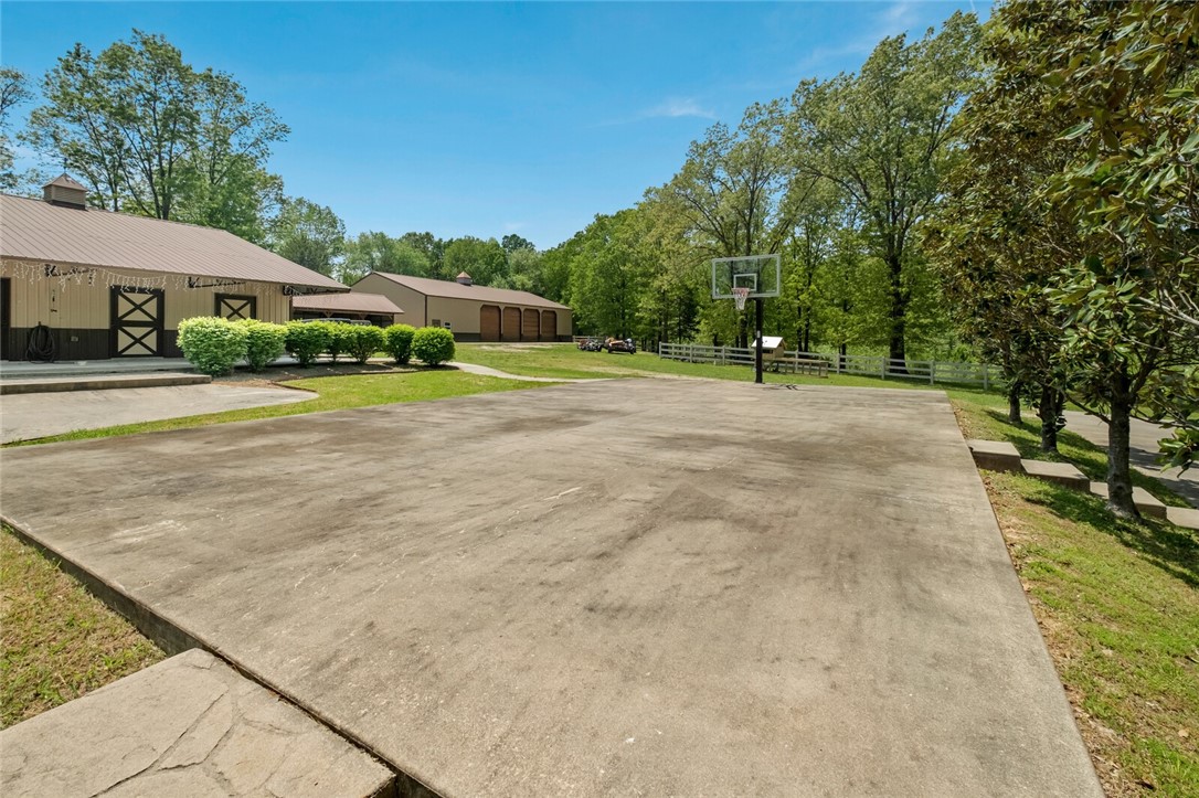 23-20-30-LITTLE FLOCK - Residential