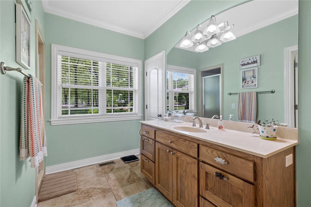 23-20-30-LITTLE FLOCK - Residential