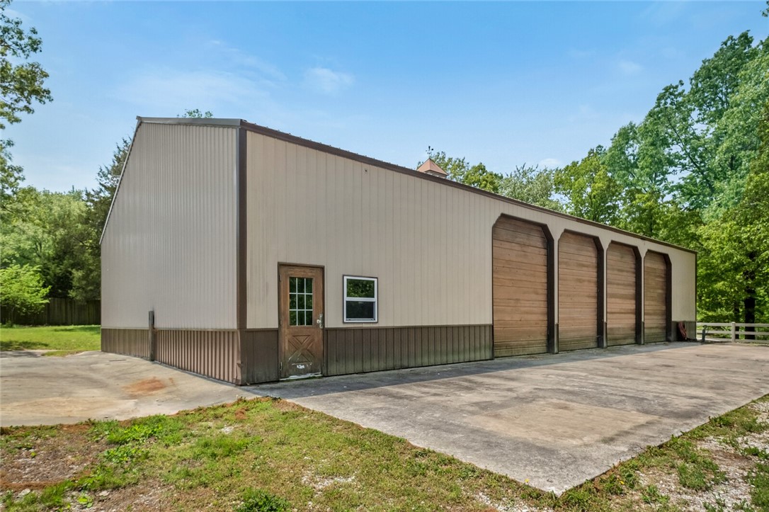 23-20-30-LITTLE FLOCK - Residential