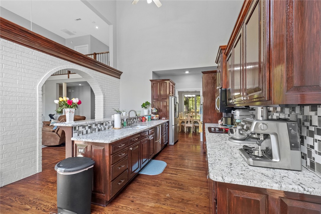 23-20-30-LITTLE FLOCK - Residential