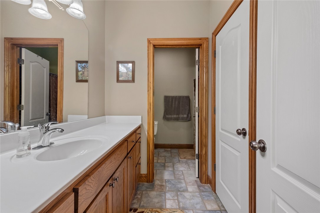 23-20-30-LITTLE FLOCK - Residential