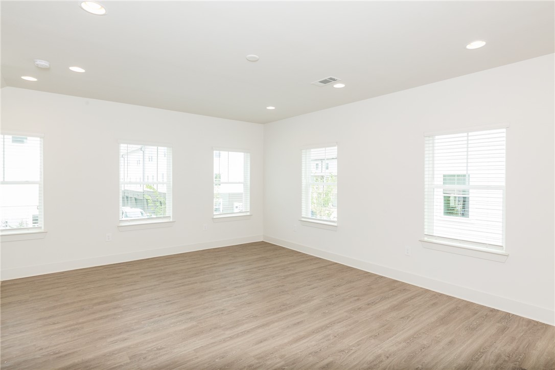 Mitchell Yards - Residential Lease